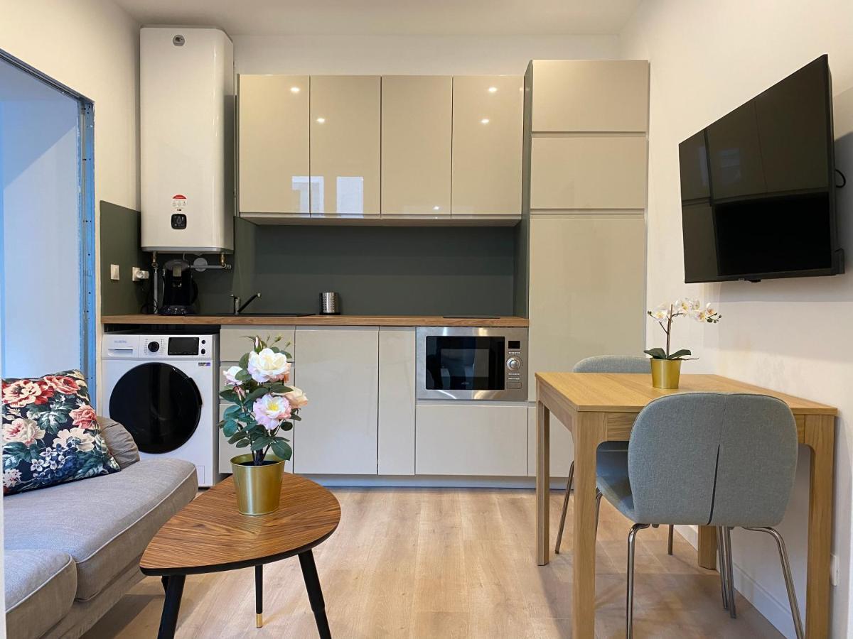 Studio 24M2 Avec Parking Prive - Lycee Roosevelt - Arena - Gare Реймс Экстерьер фото